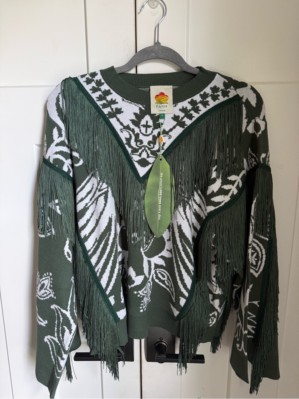 NWT Farn Rio Miranda Dark Green and White Fringe Knit Sweater size S. - Picture 5 of 11